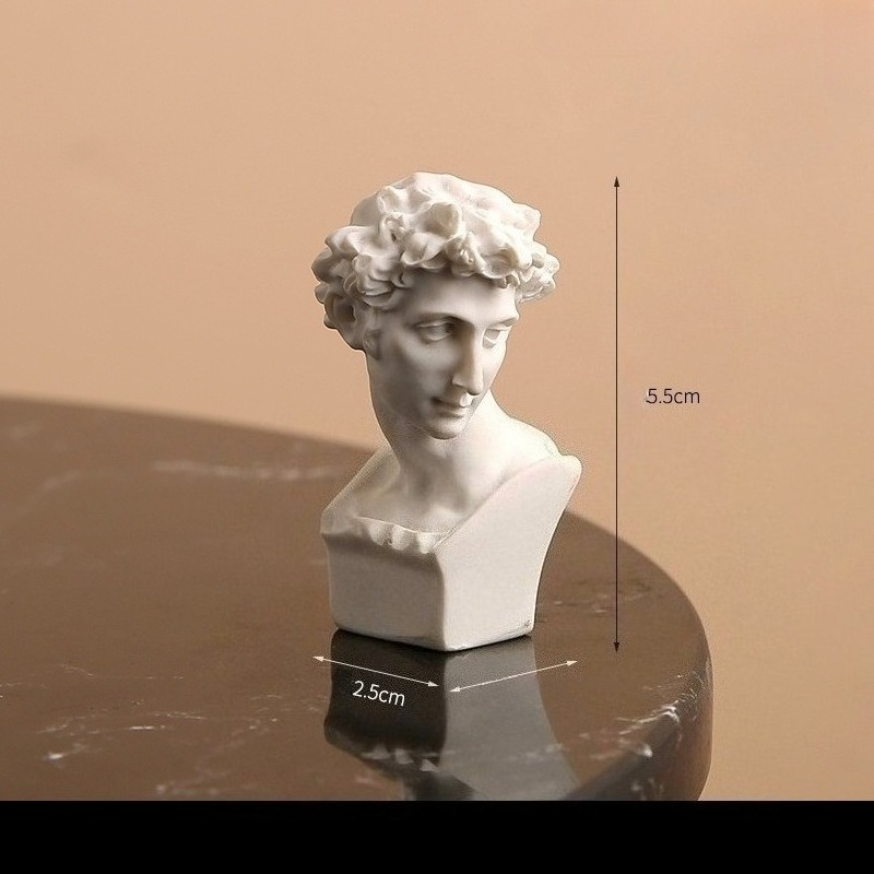 Nordic Greek Character Statue  - Resin Art Studio recension och pris