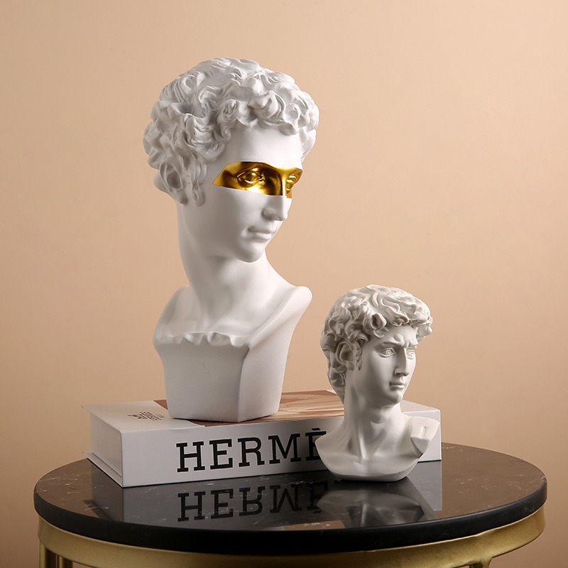 Nordic Greek Character Statue  - Resin Art Studio recension och pris